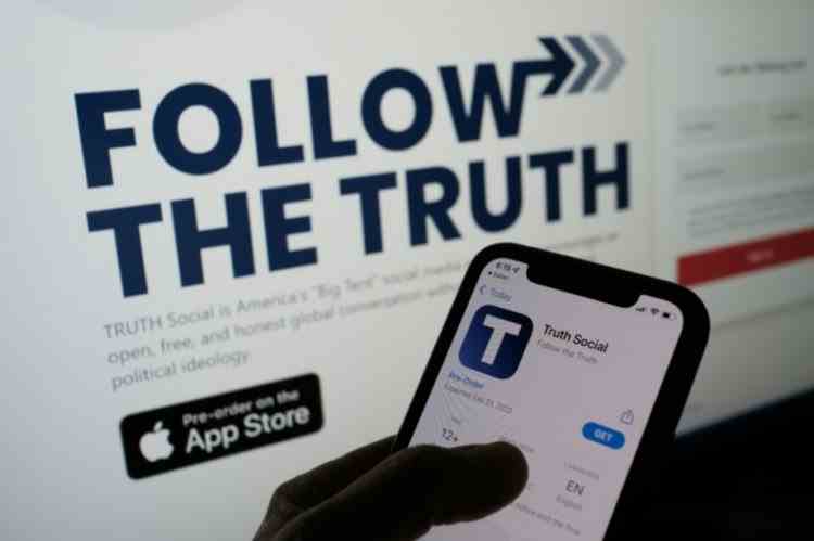 Doland Trump își lansează propria rețea de socializare - Când va fi disponibilă TRUTH Social pentru utilizatori