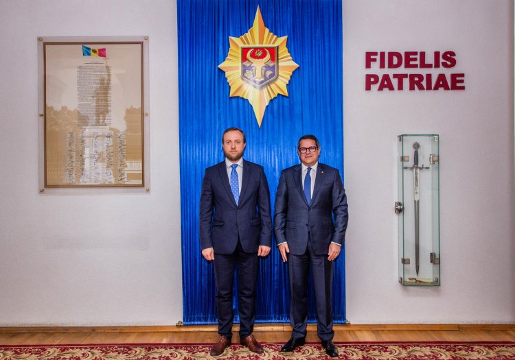 Întrevederea bilaterală a directorului SIS, Alexandru Musteața, cu omologul român, Eduard Raul Hellvig