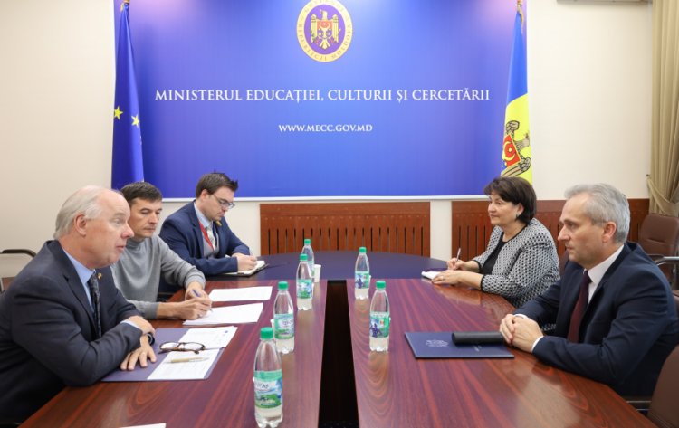 Ministrul Anatolie Topală a avut o întrevedere cu E.S. Ambasadorul SUA în Republica Moldova Kent D. Logsdon