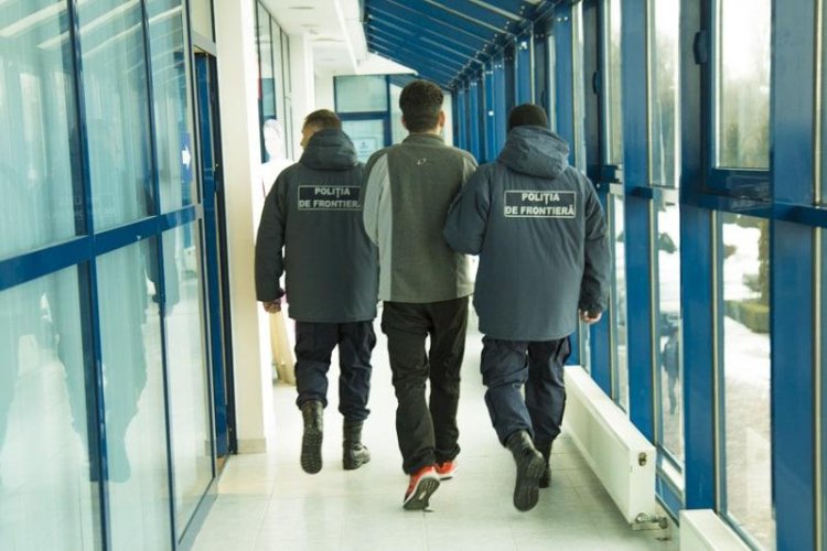 Un infractor turc, căutat de autoritățile germane, a fost reținut în Aeroportul Internațional Chișinău