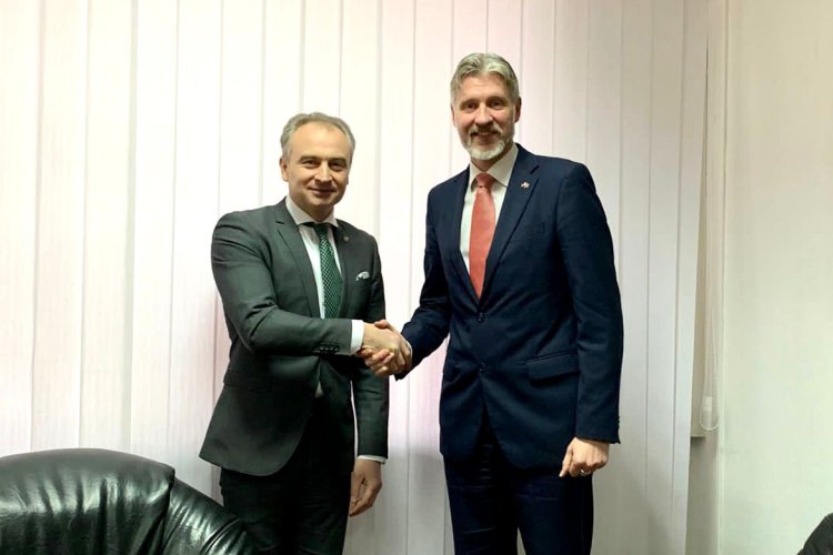 Secretarul de stat Veaceslav Dobîndă a avut o întrevedere cu ambasadorul leton la Chișinău Uldis Mikuts