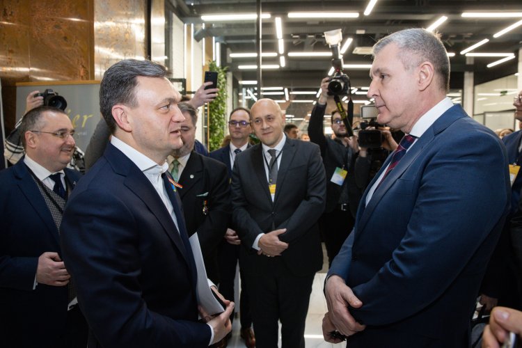 Premierul Dorin Recean, la Forumul economic de la Chișinău – Investiții, Dezvoltare, Integrare Europeană: „Guvernul meu propune 9 motive pentru care investitorii străini ar trebui să aleagă Republica Moldova”